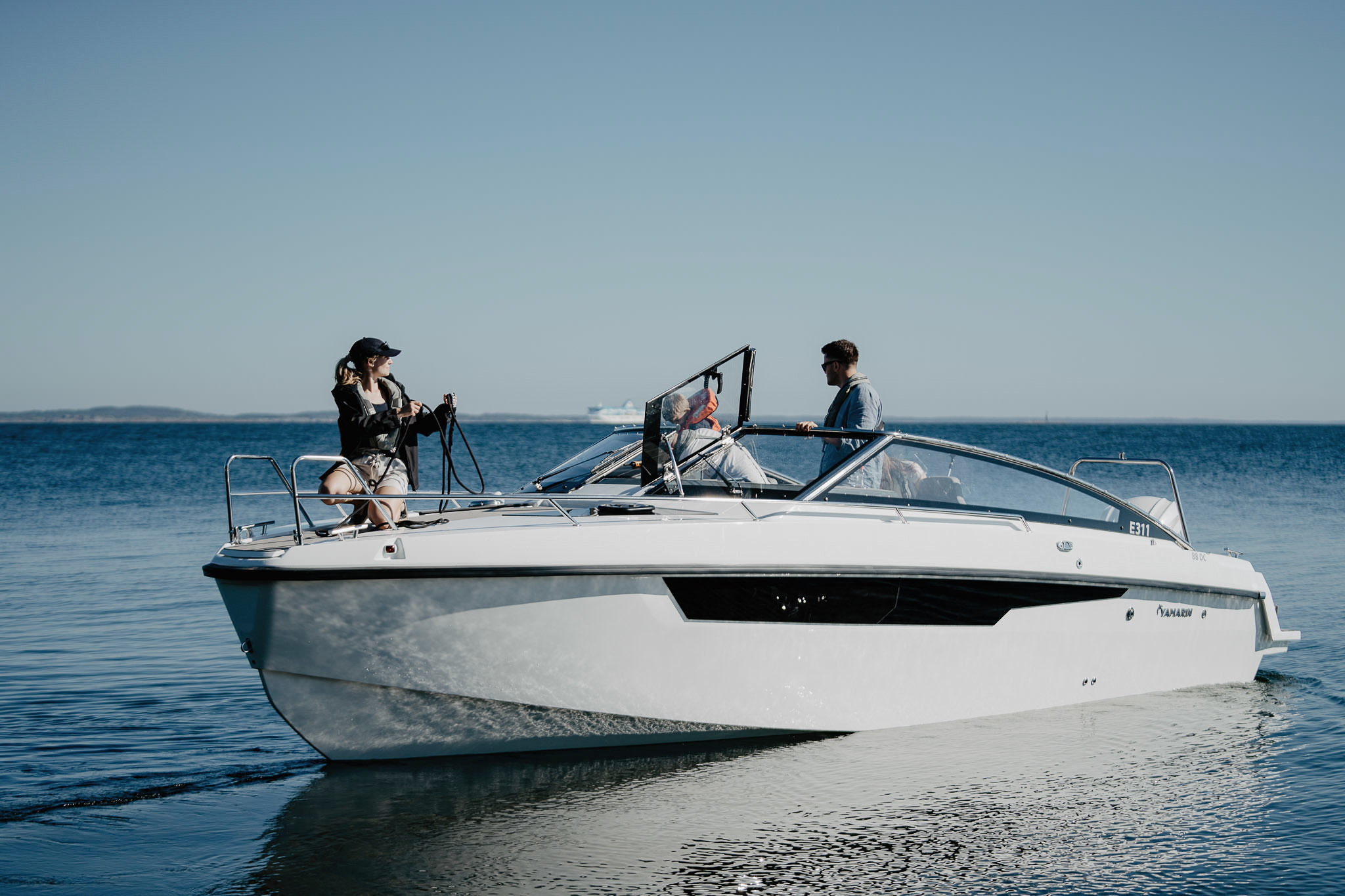 Yamarin 88 DC day cruiser